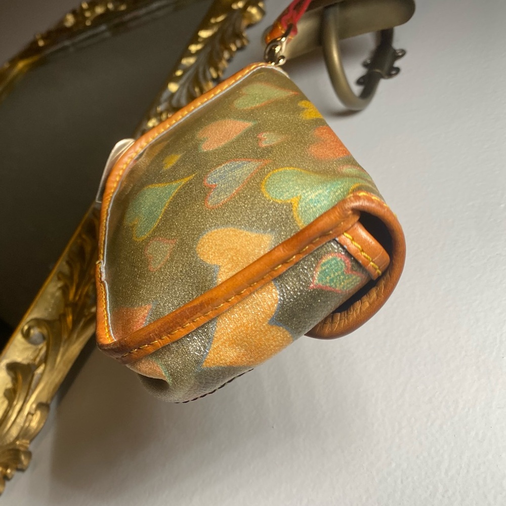 Dooney and Bourke Heart wristlet - Picture 7 of 8